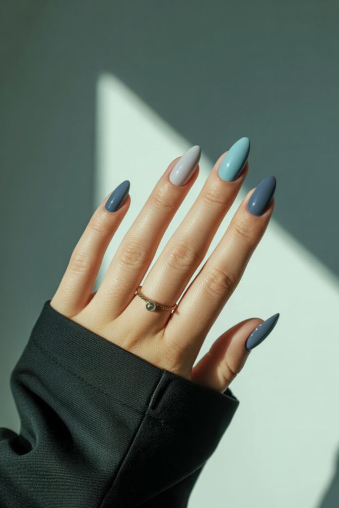 Nails 2025 Trends Summer Blue