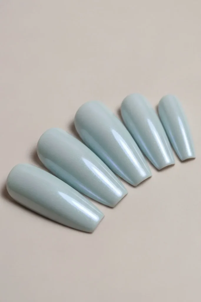 33 Flare Nail Designs That Bring Drama Without the Effort 7 Flare Nail Designs