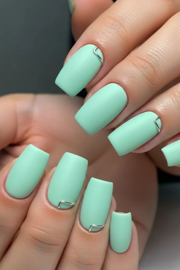 36 Short Tapered Square Nails That Look Effortlessly Polished 6 Short Tapered Square Nails