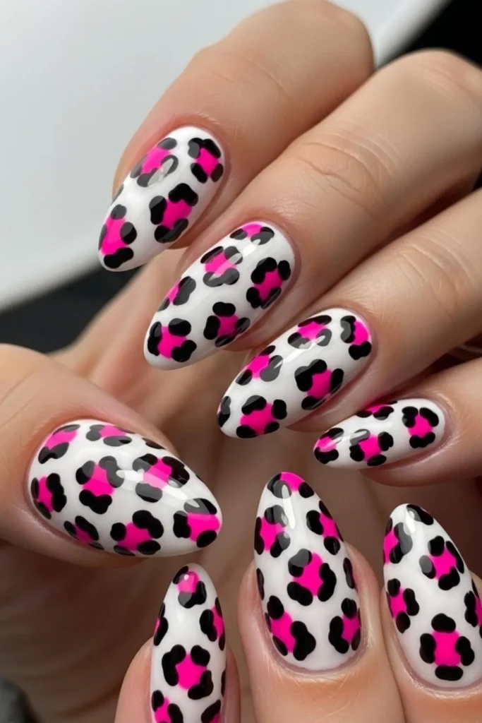 86 Leopard Print Nails That Look Expensive Without Trying Too Hard 8 Leopard Print Nails