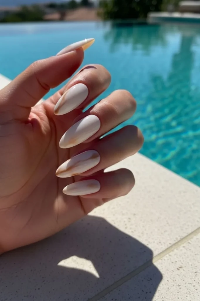 67 Summer Vacation Nails That Work From the Beach to the Resort Pool 5 Summer Vacation Nails